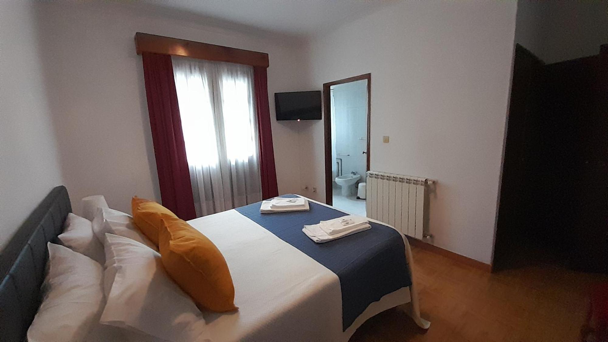 Serrana Geres Room photo